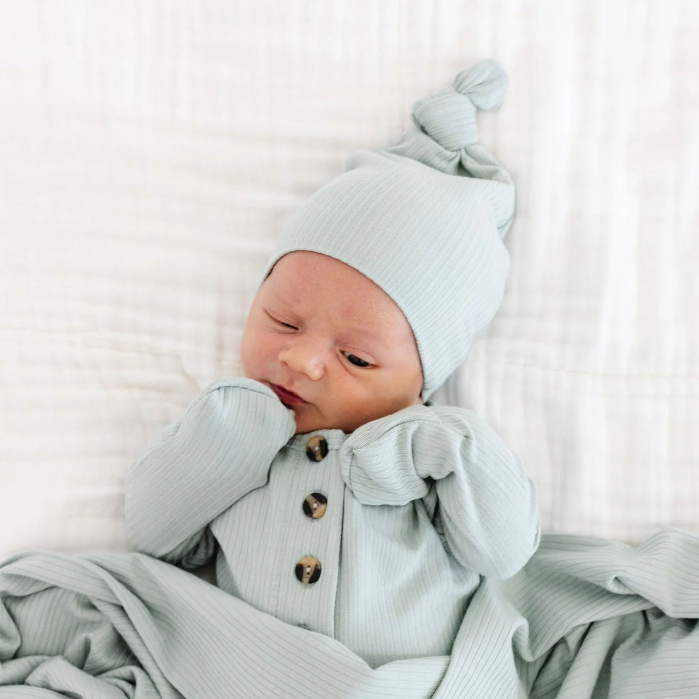 Top Knot Hat | Bailey Ribbed