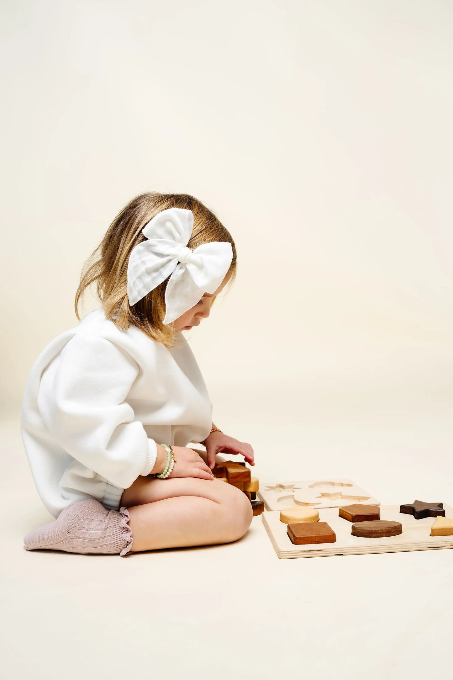 Cloud Muslin Heirloom Bow | White