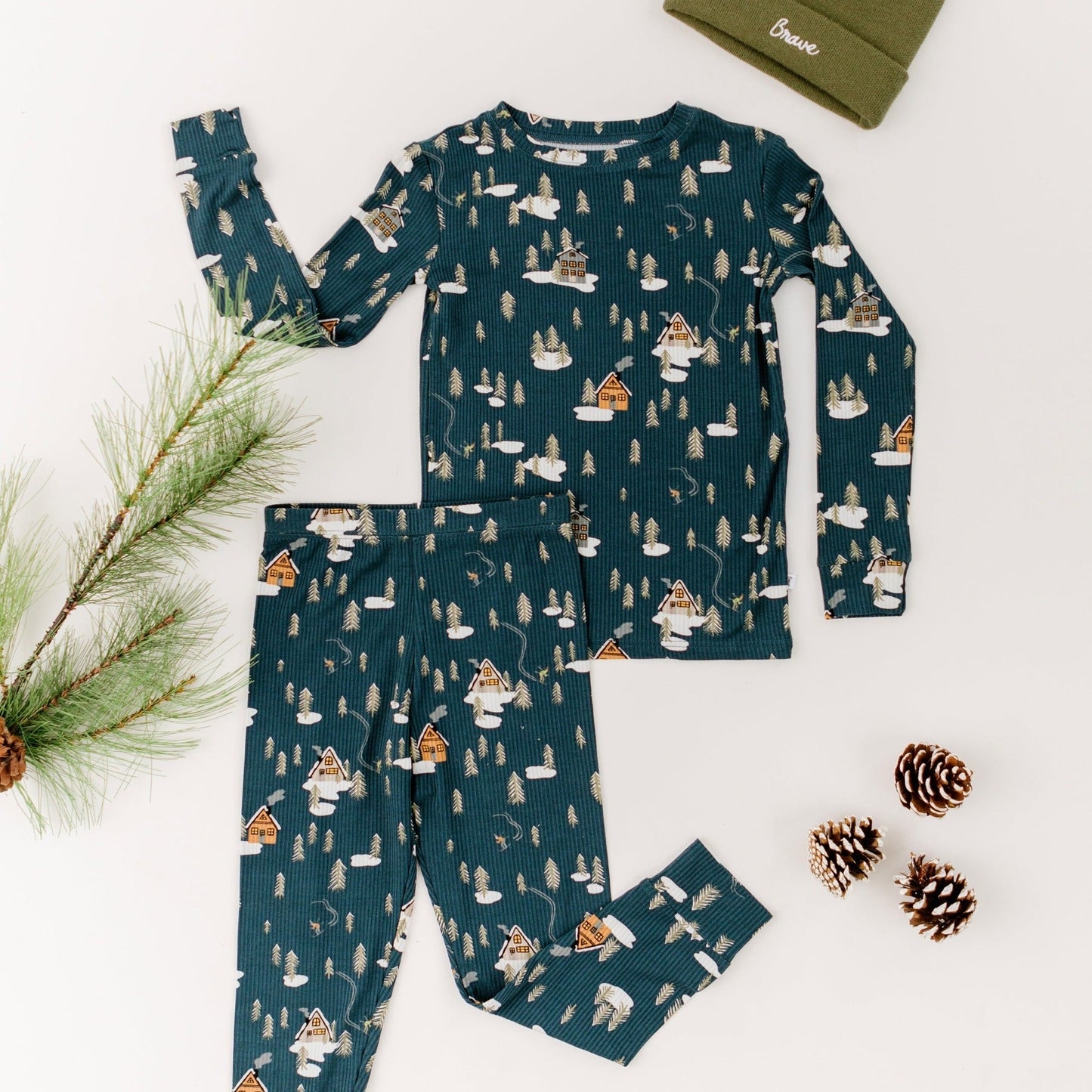 Ribbed Two-Piece Bamboo Pajama Set | Snowy Village