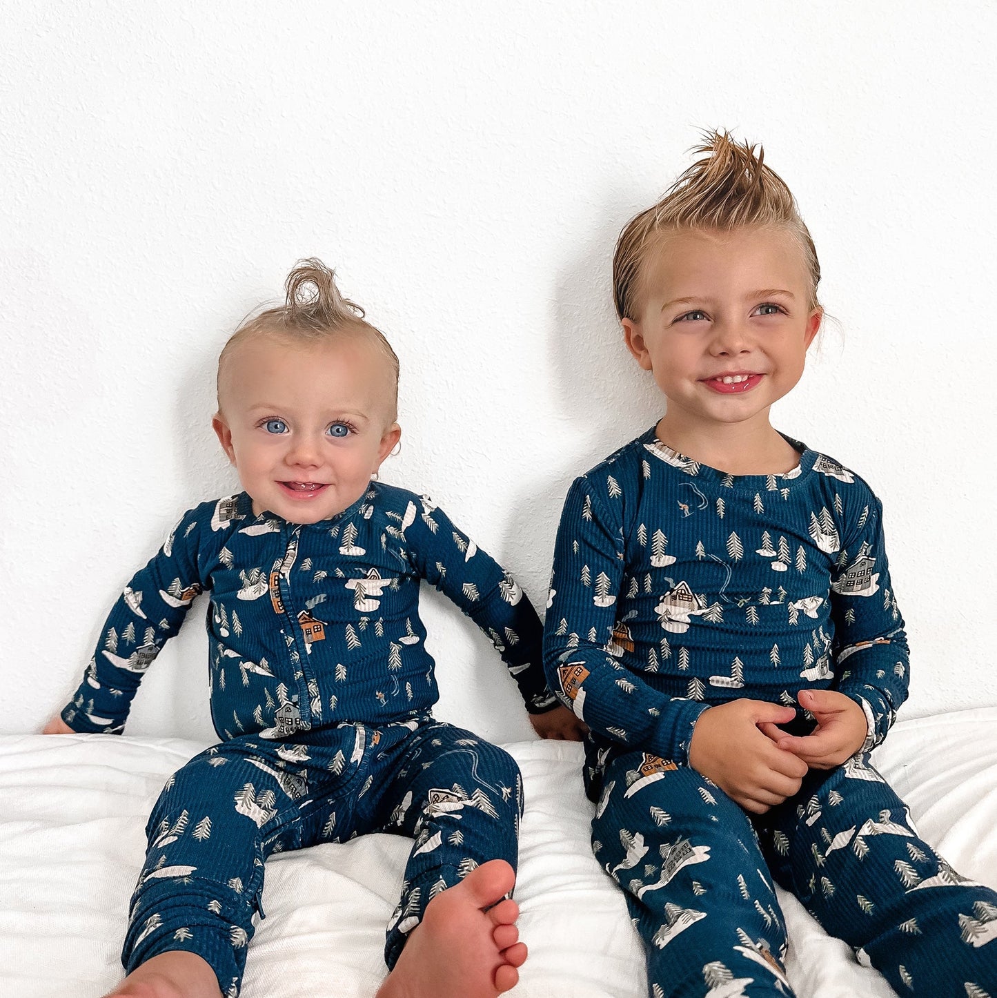 Ribbed Two-Piece Bamboo Pajama Set | Snowy Village