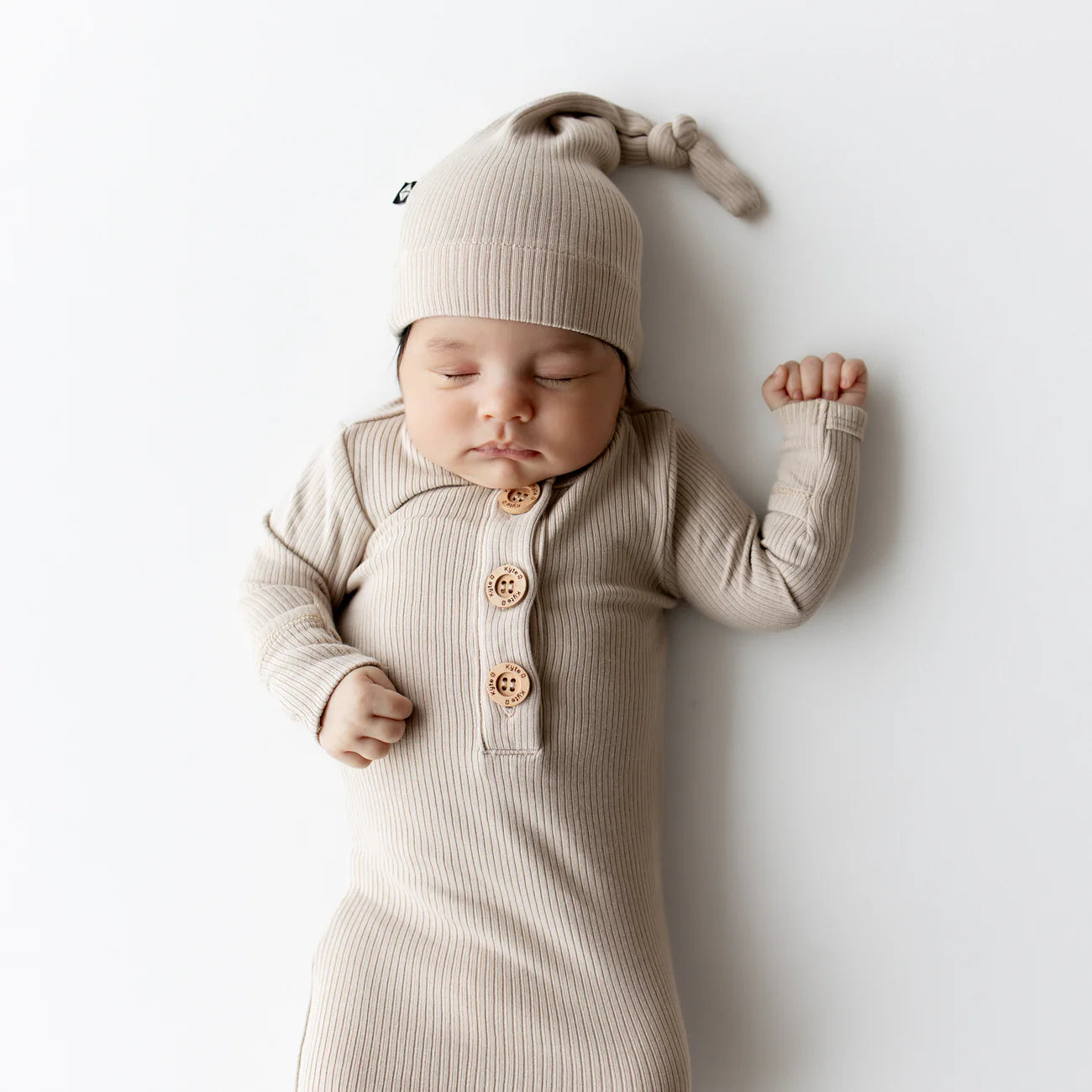 Ribbed Knotted Gown with Hat Set | Bisque