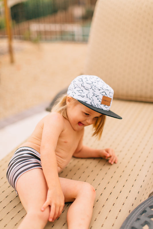 Dino | White & Black Hat