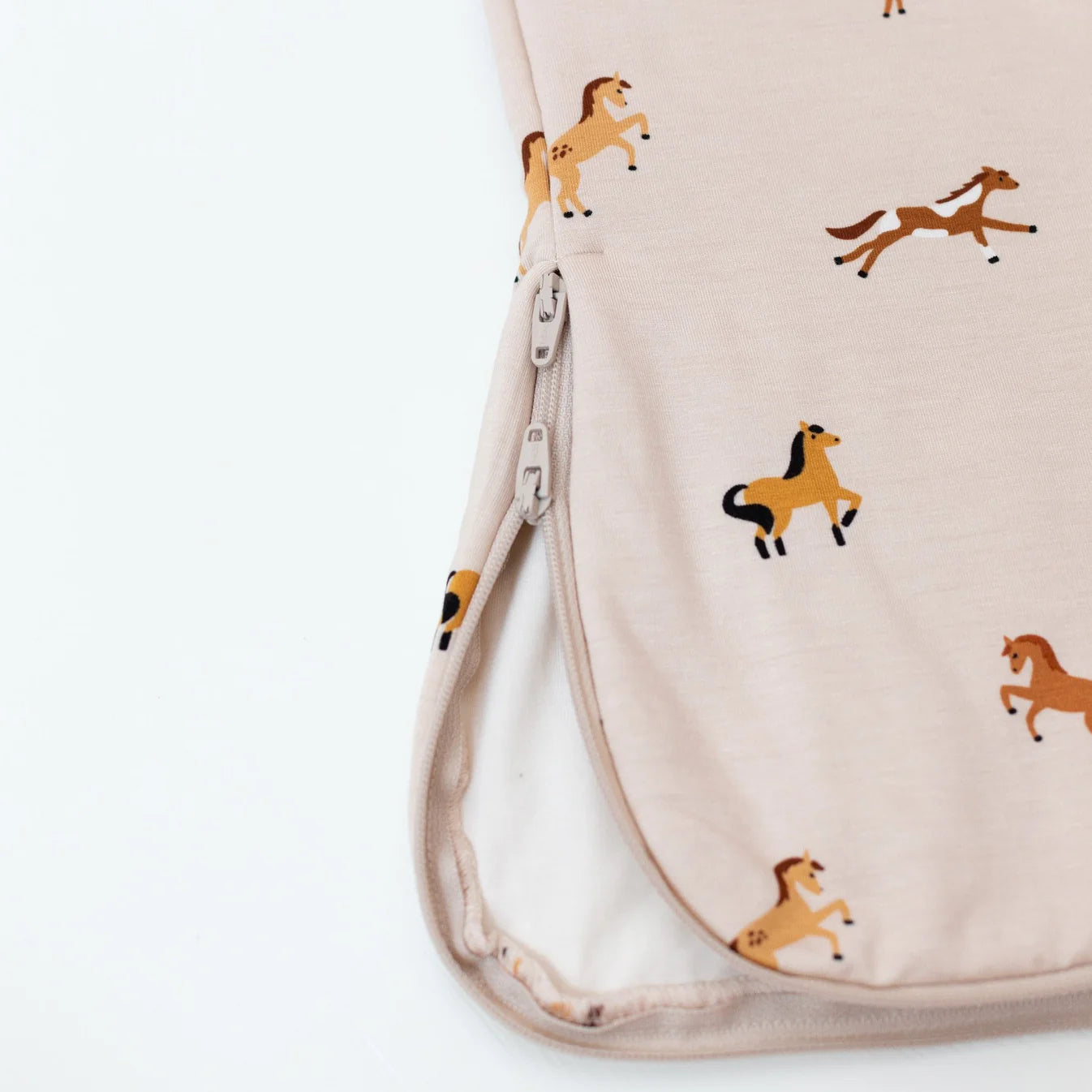 Bamboo Sleep Sack 2.5 | Neutral Horses