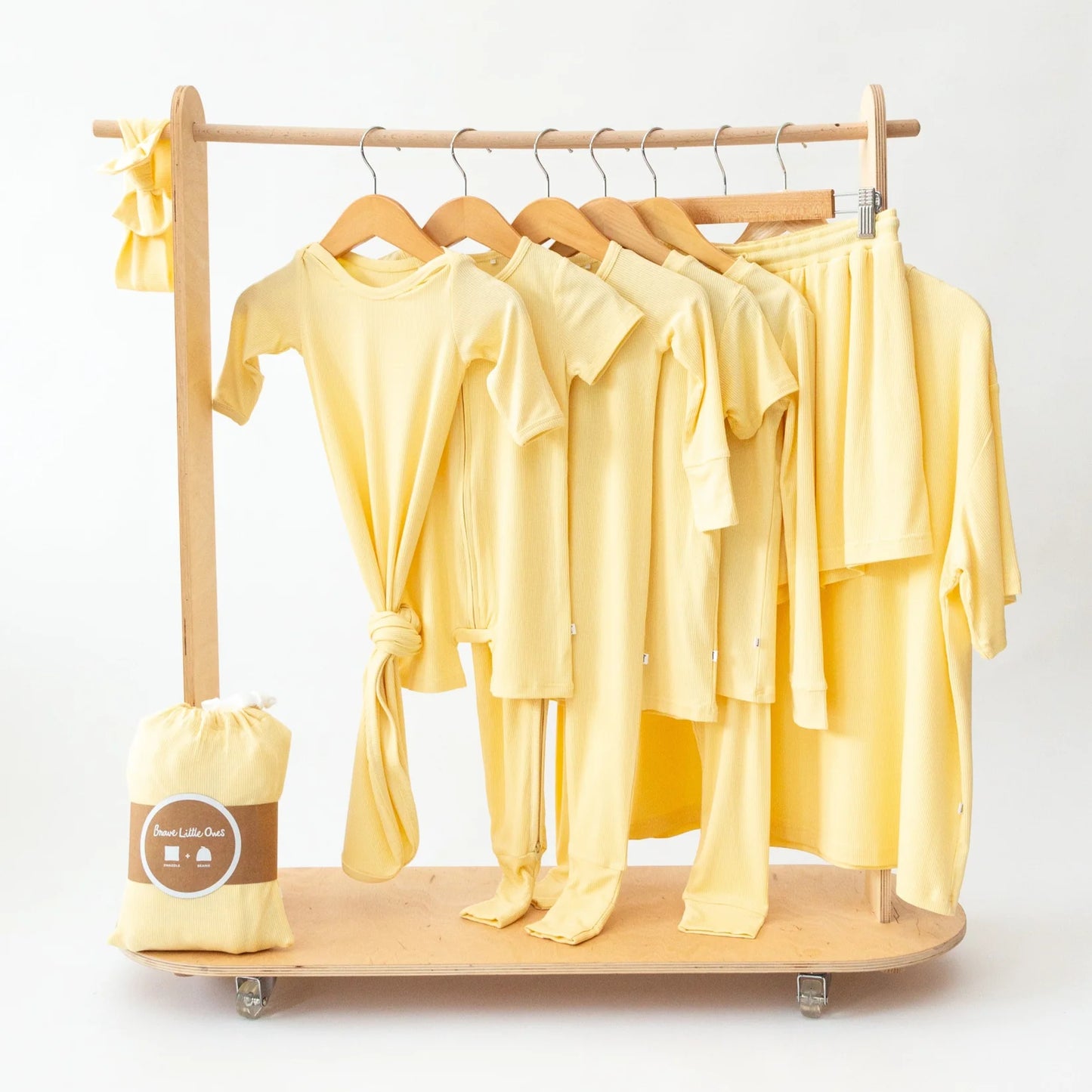 Bamboo Zip Sleeper w/ Fold-Over Feet | Lemon Yellow (Small Ribbed)