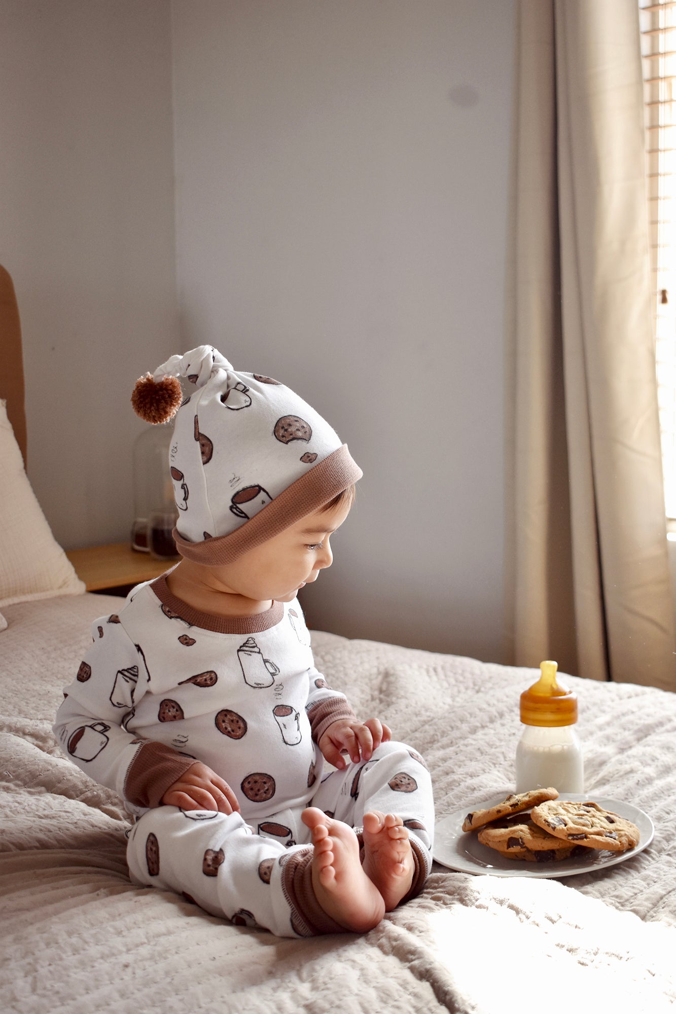 Kids' Organic Holiday PJ & Cap Set | Waiting For Santa