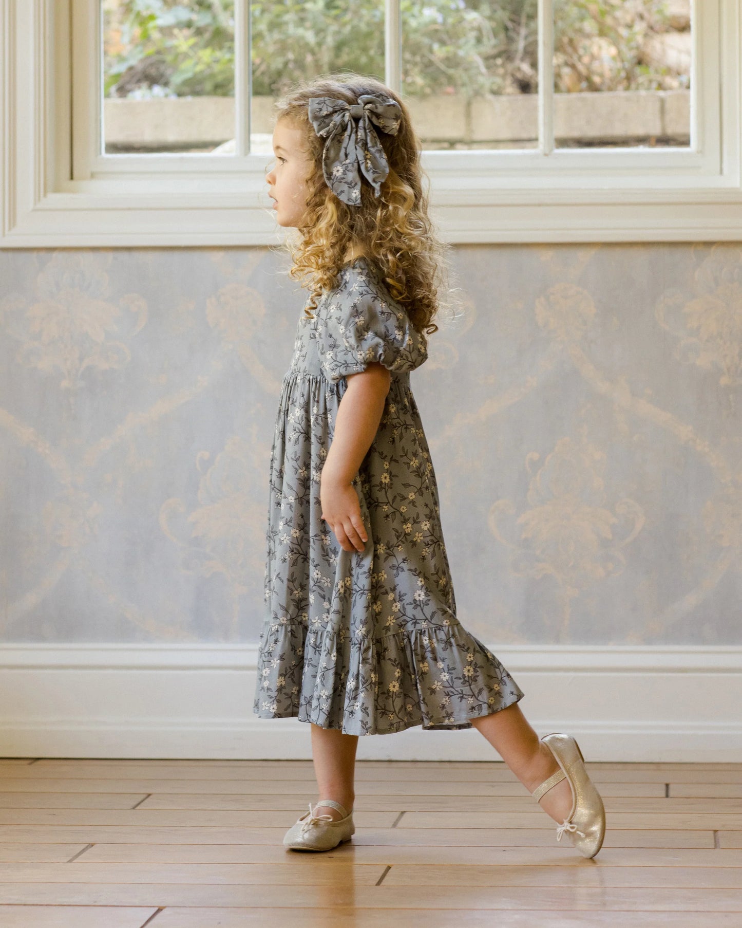 Everly Bow || French Blue Floral