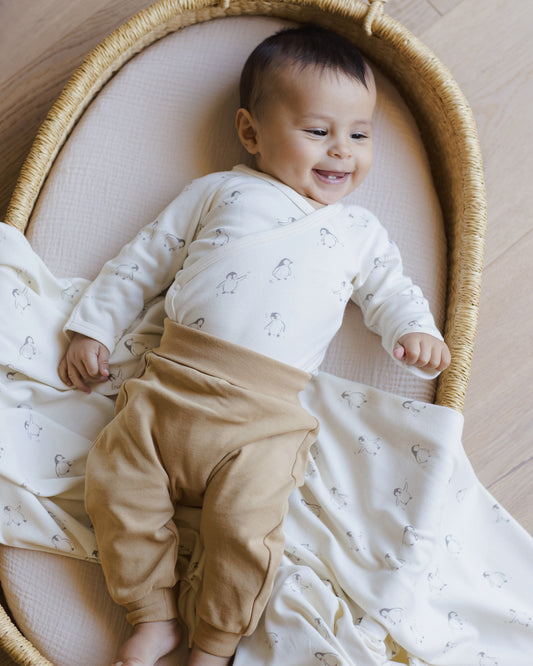 Side Snap Bodysuit + Pant Set || Penguins