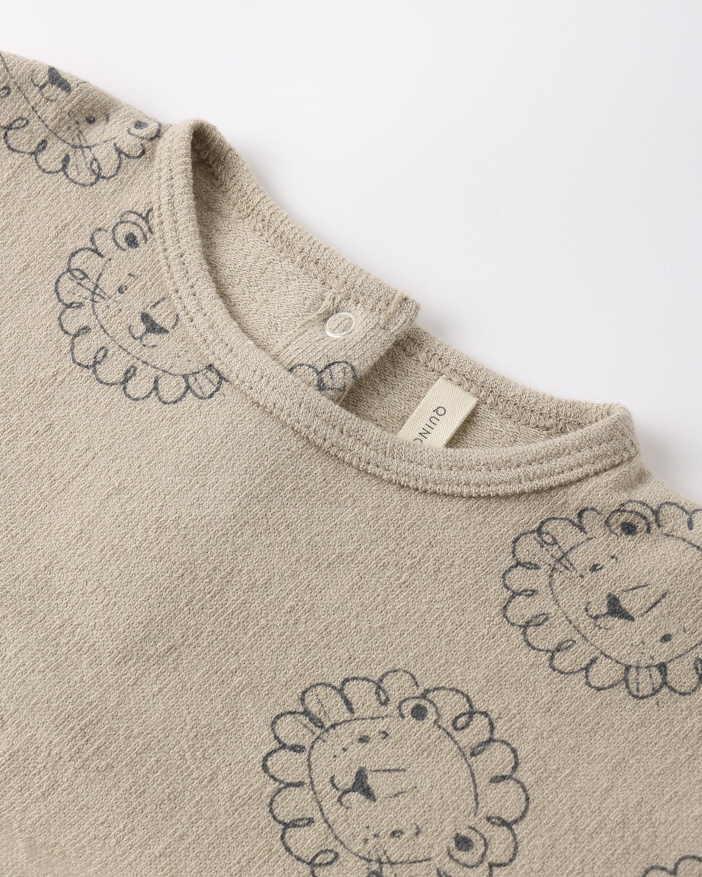 Relaxed Short Sleeve Bubble Romper || Lion