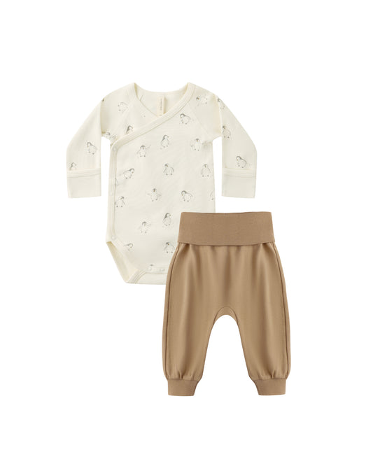 Side Snap Bodysuit + Pant Set || Penguins