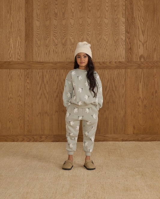 Relaxed Sweatshirt || Doves