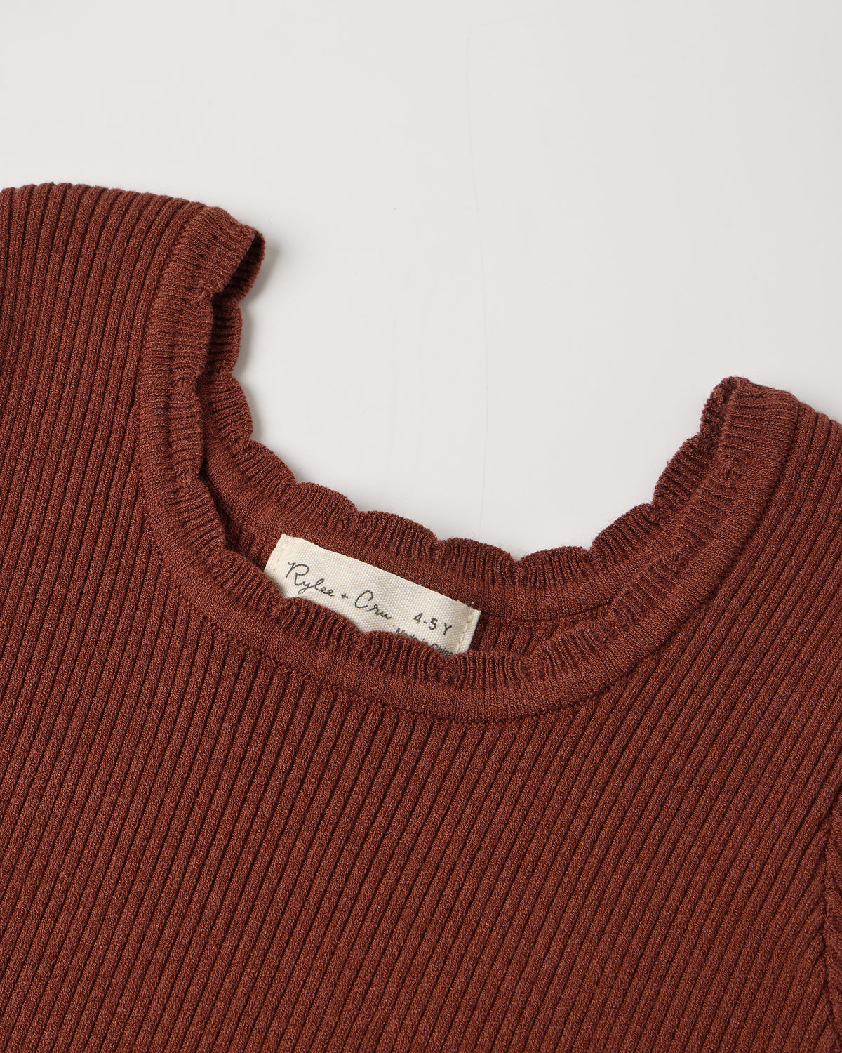 Scallop Tee | Brick
