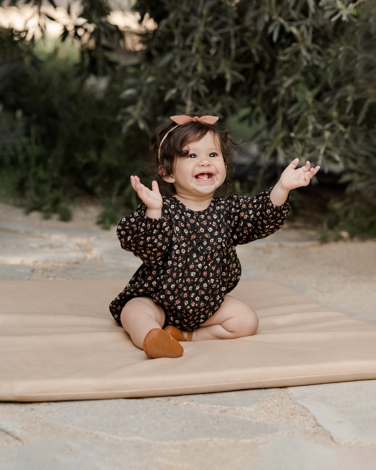 Gwen Romper | Dark Floral