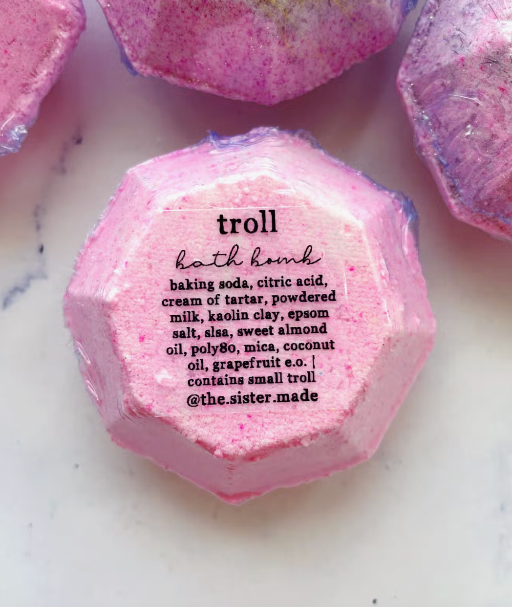 Troll Gem Bath Bomb - Toy Inside!