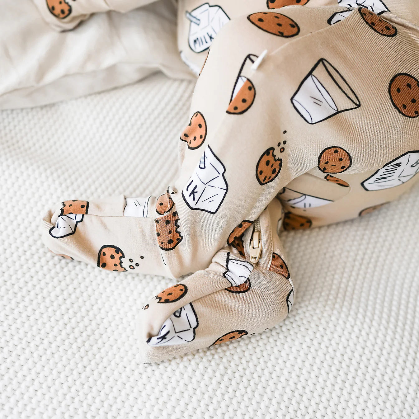 Convertible Zip Sleeper | Milk & Cookies