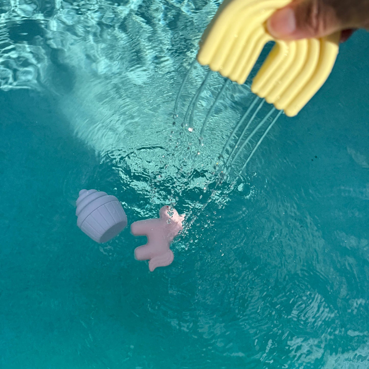 Unicorn Theme Squirt Water Bath Toy Set