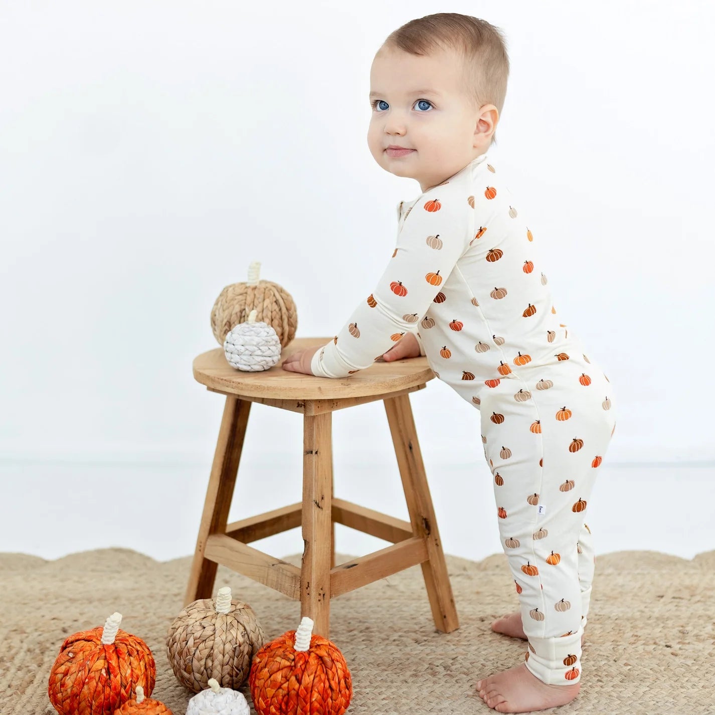Bamboo Sleeper w/ Fold-Over Feet | Pumpkins