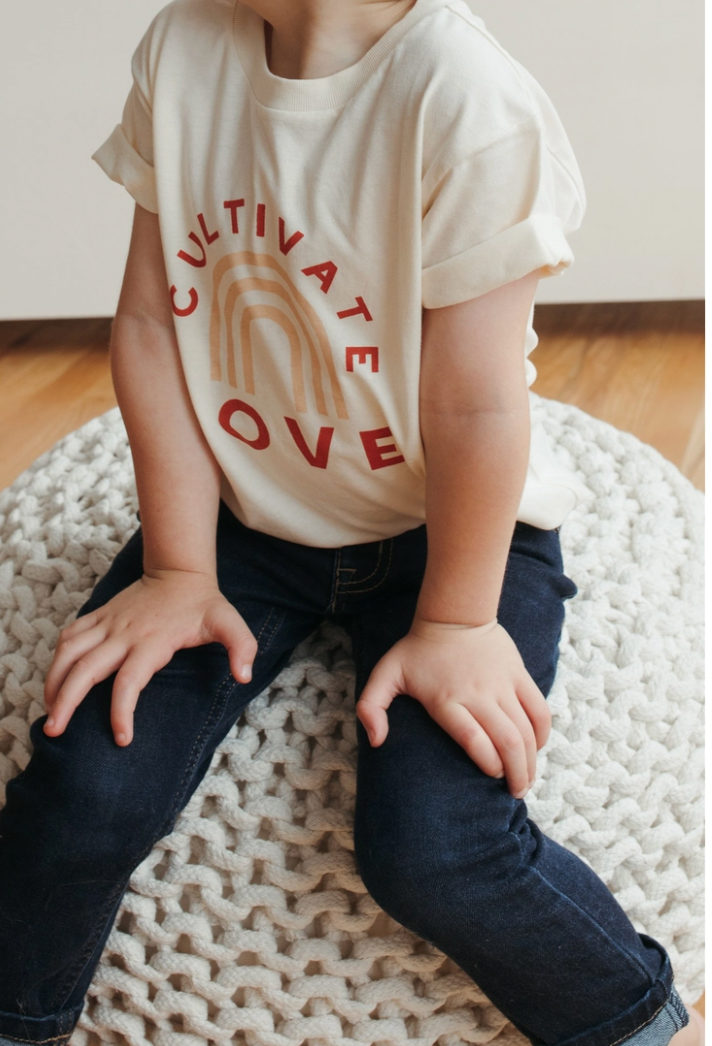 Cultivate Love - Tee