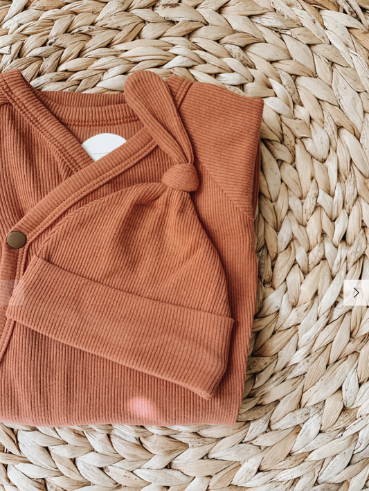 Knotted Hat | Terracotta