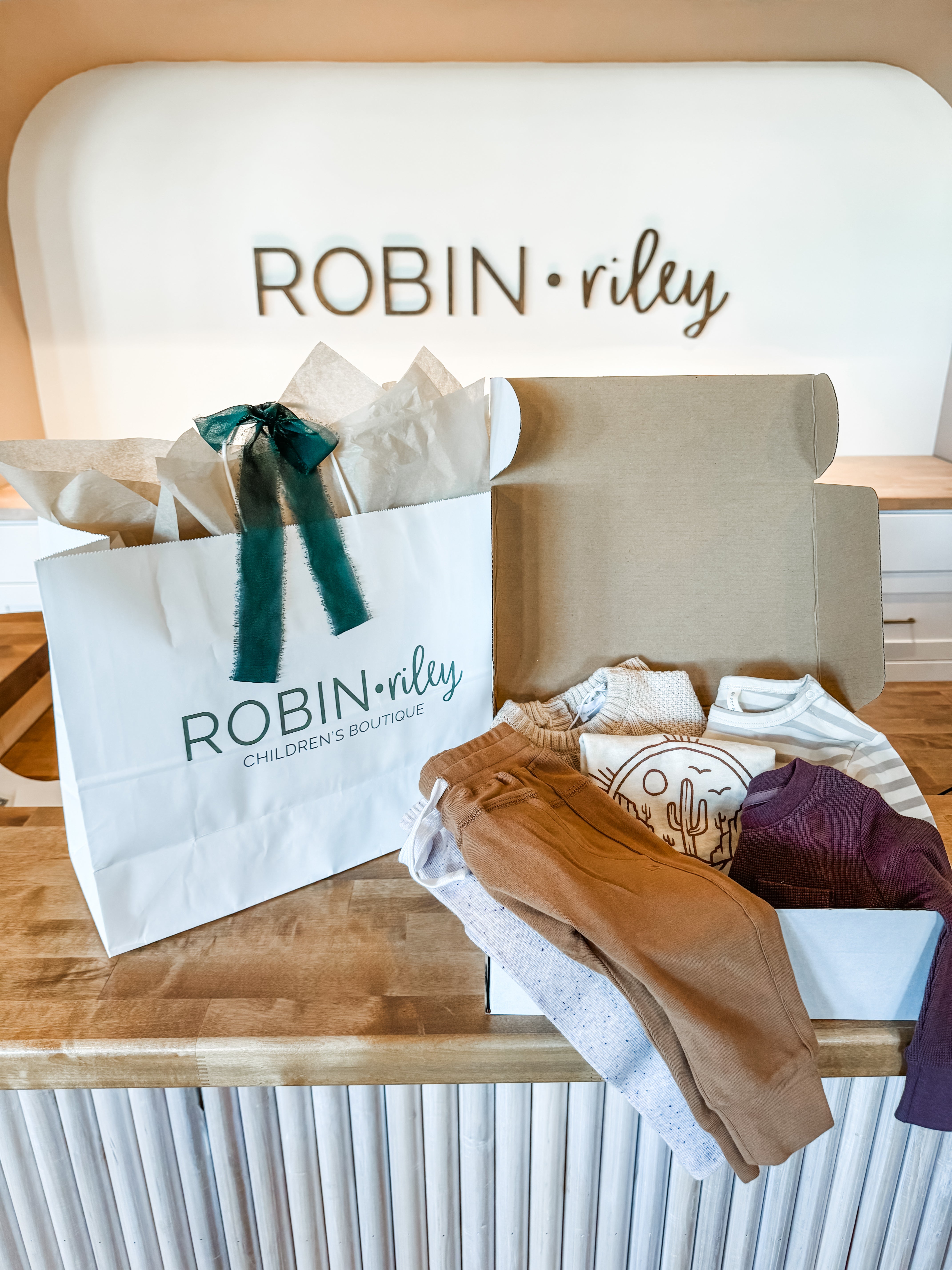 Robin Riley Mod Mystery Bundles – ROBIN•riley