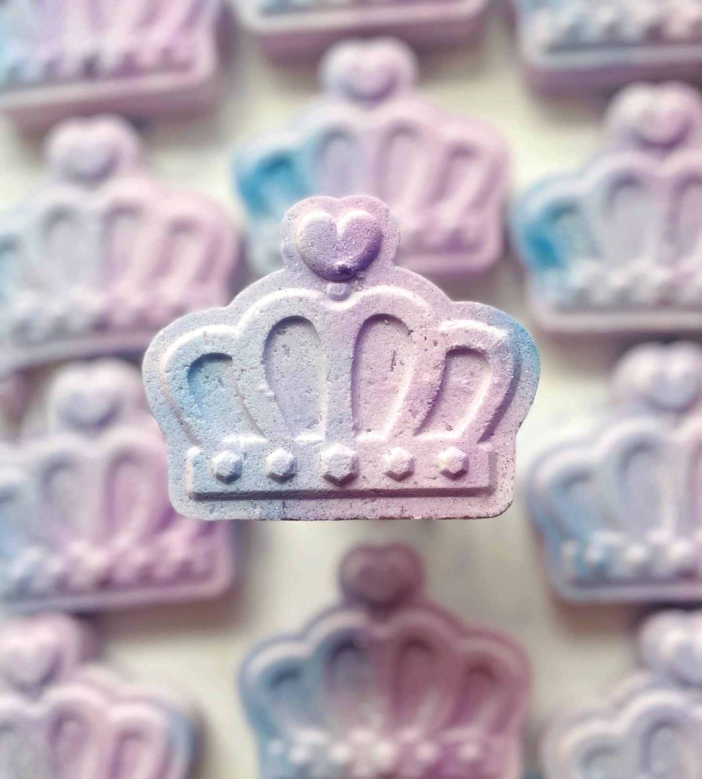 Crown Bath Bomb (with toy inside!)