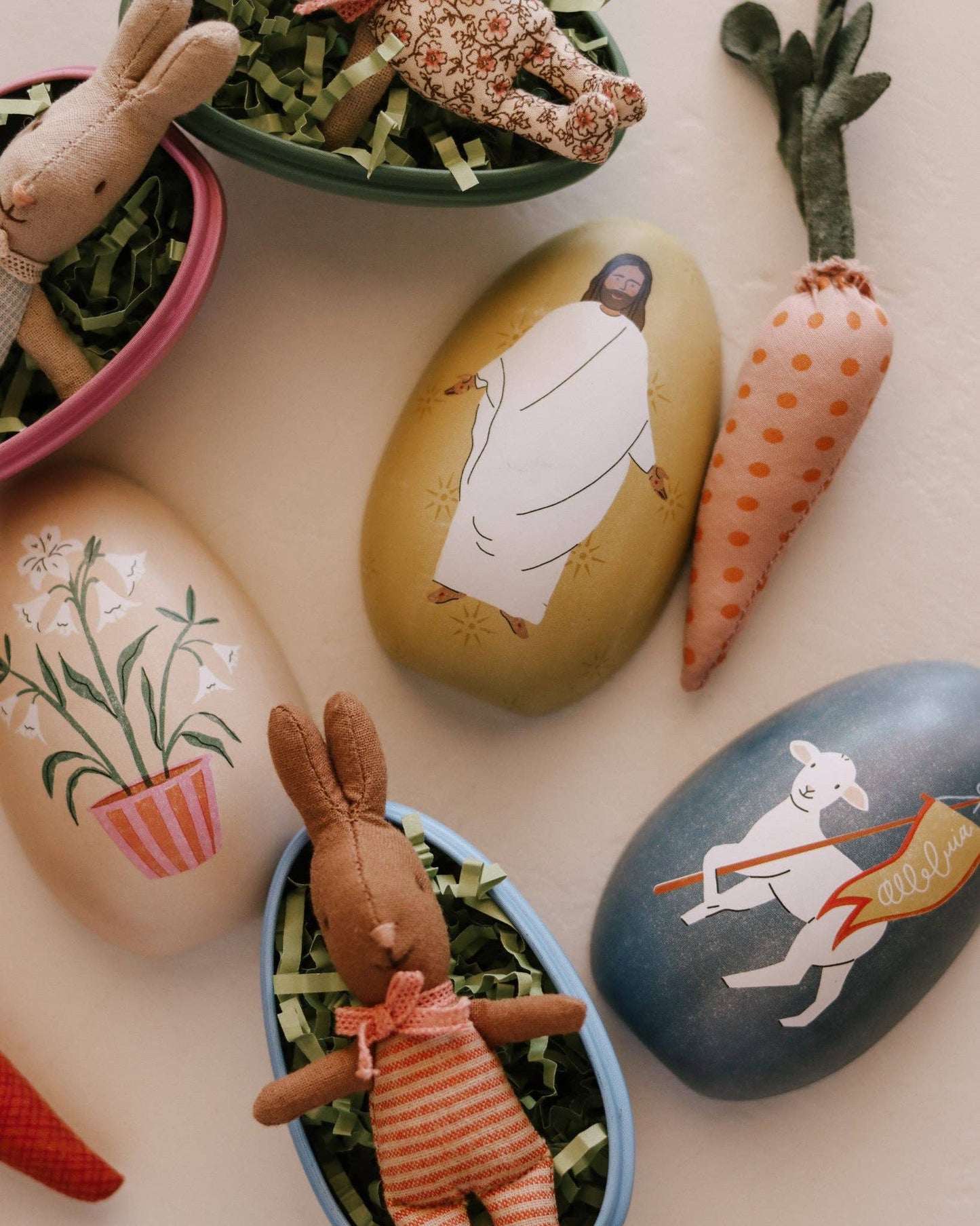 Easter Lily Easter Egg Tin