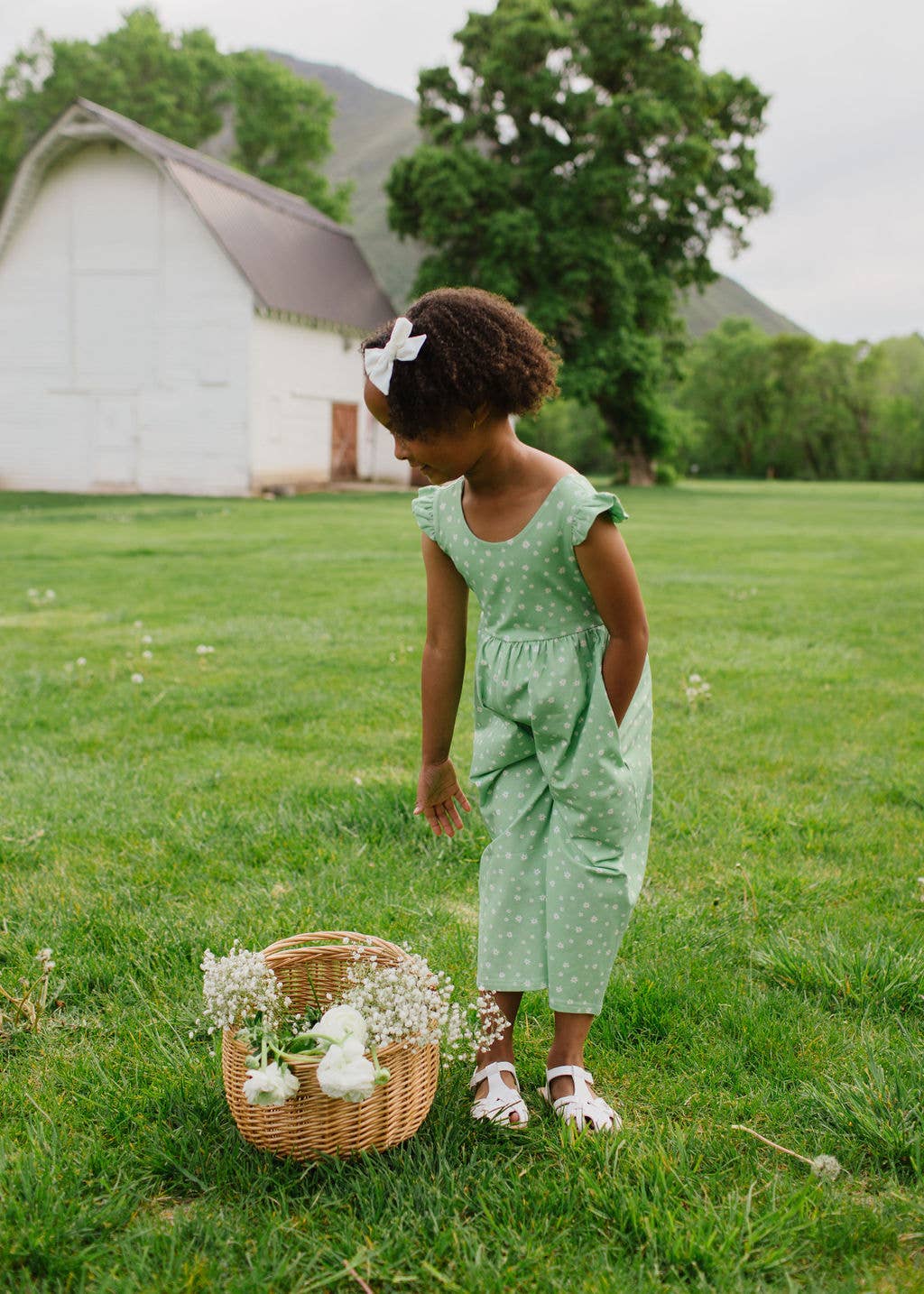 Ruffle Pant Romper in Green Daisy