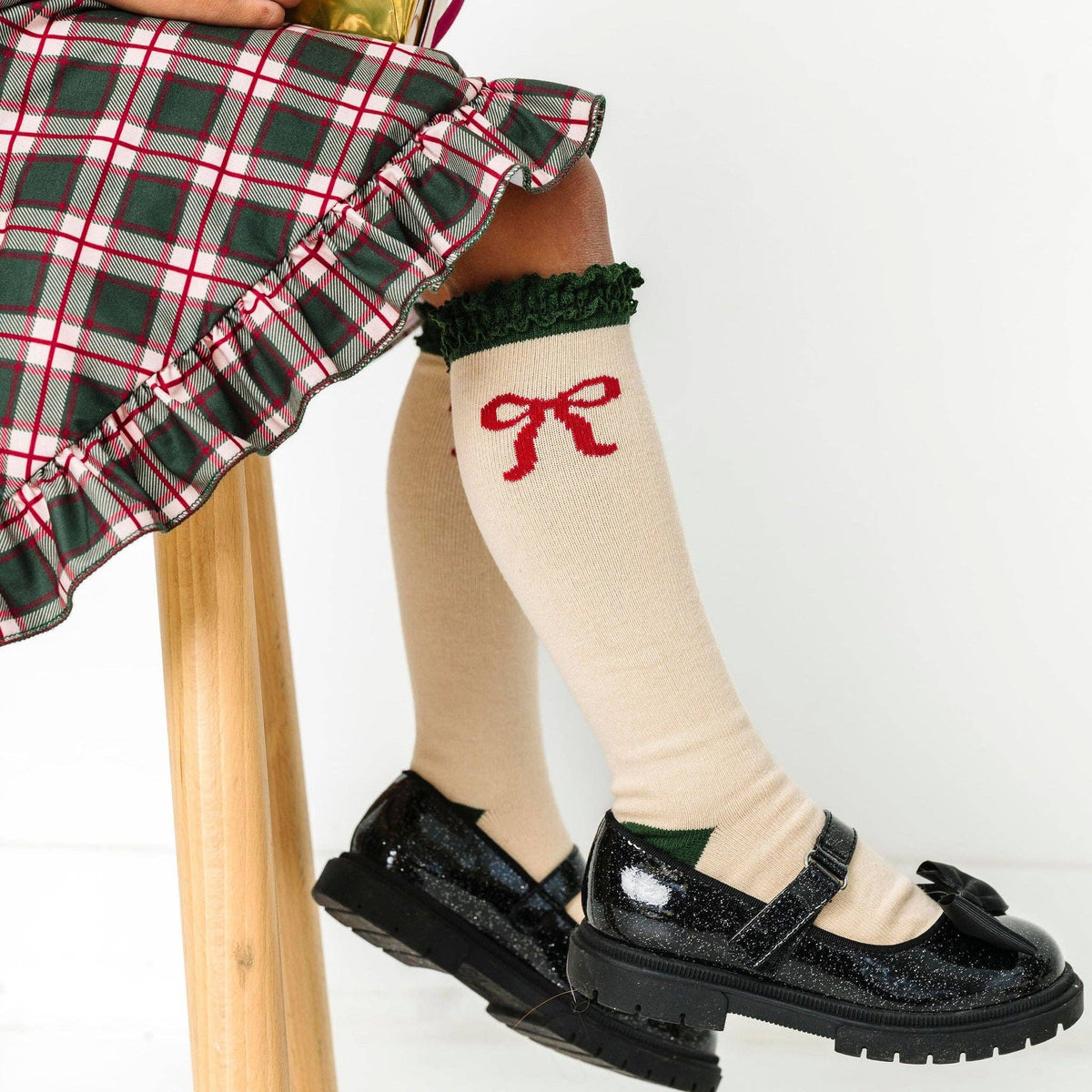Vanilla Bow Lace Top Knee High Socks