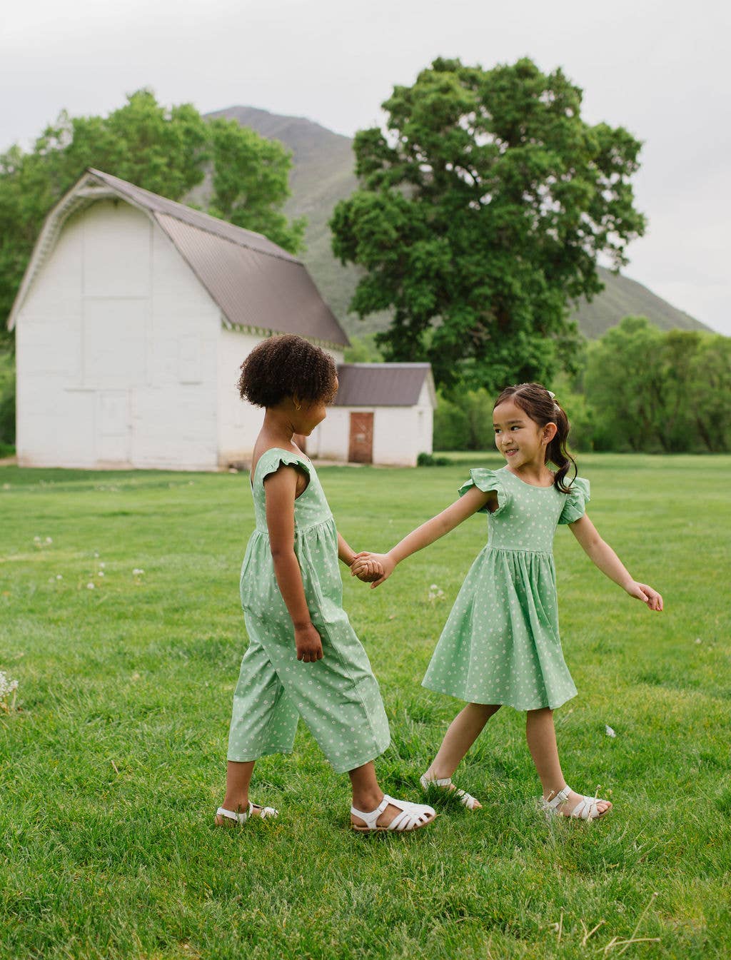 Ruffle Pant Romper in Green Daisy