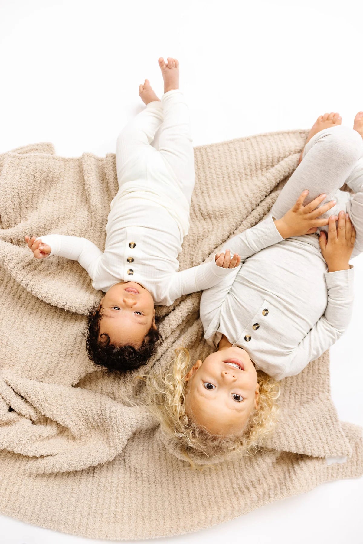 Chenille Blanket | Oatmeal