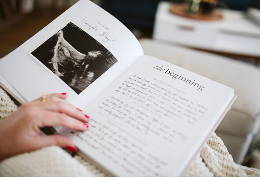 Pregnancy Prayer Journal | Grey