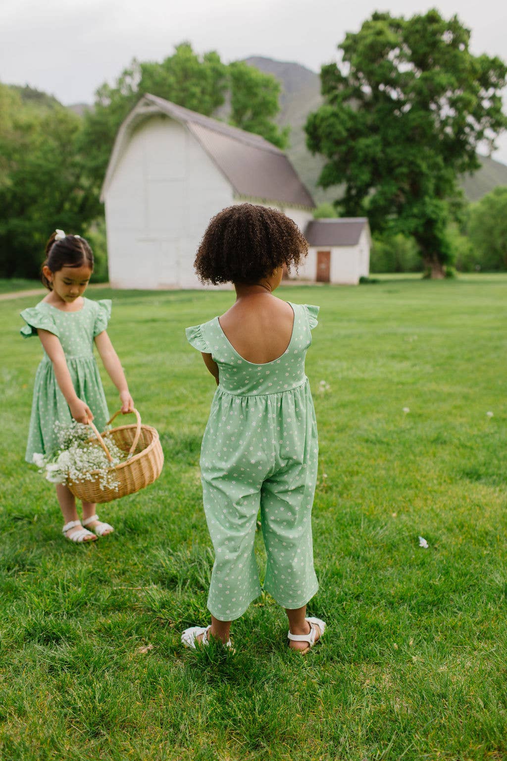 Ruffle Pant Romper in Green Daisy