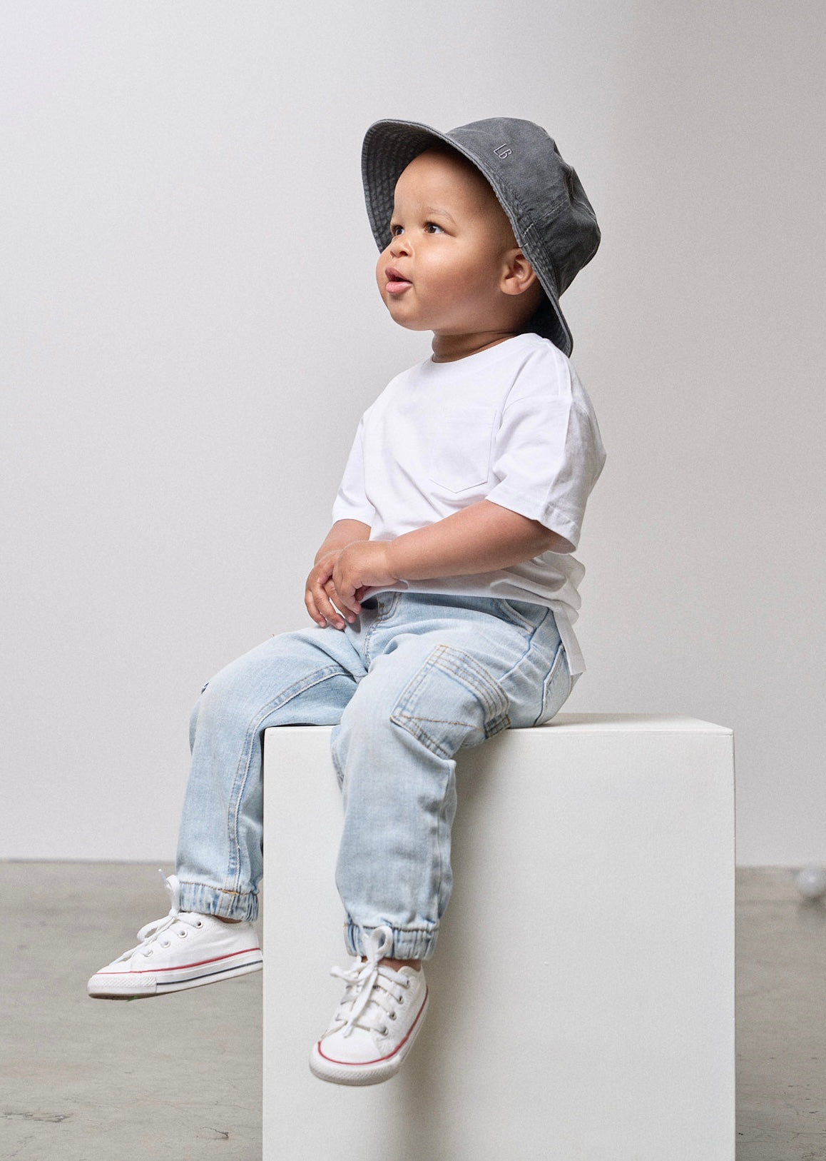 Cargo Denim Jogger | Light Wash