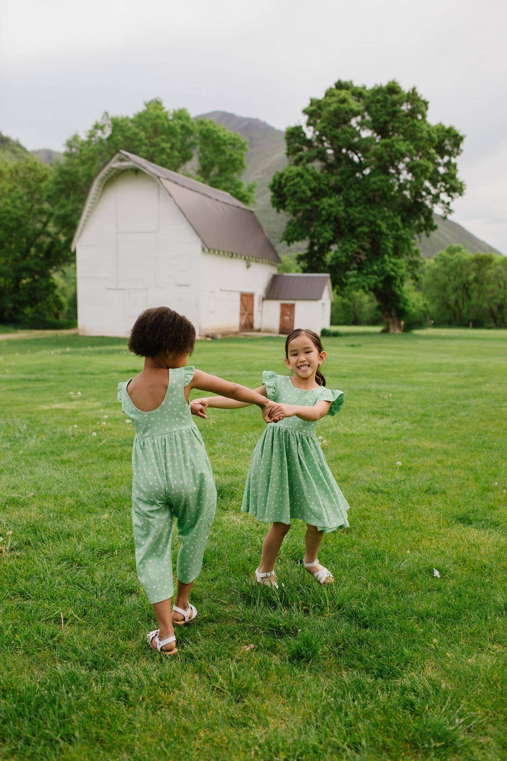 Ruffle Pant Romper in Green Daisy