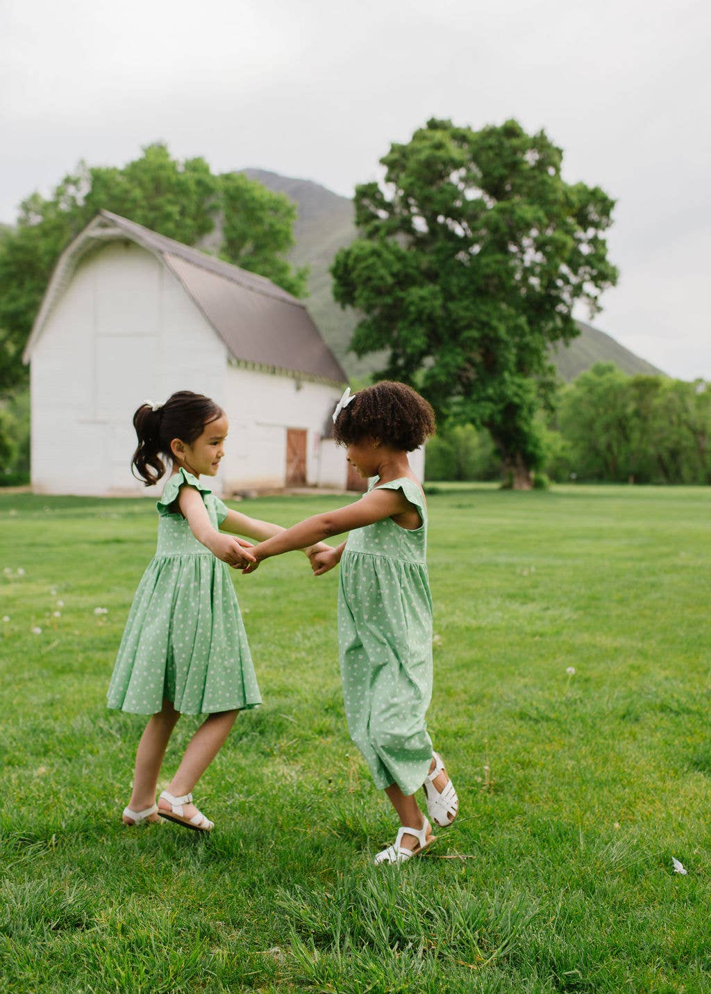 Ruffle Pant Romper in Green Daisy