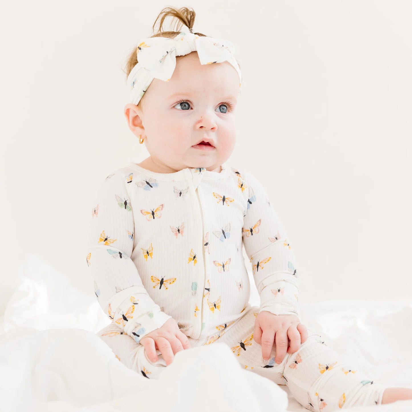 Bamboo Zip Sleeper w/ Fold-Over Feet  | Butterflies (Small Ribbed)