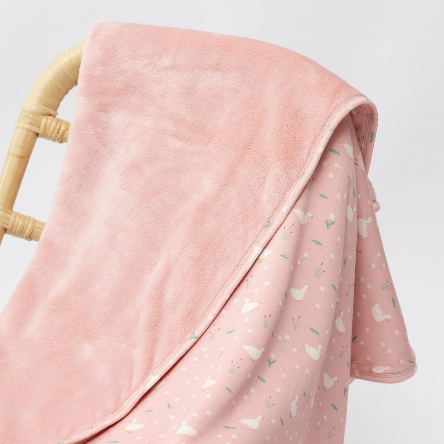 Ducks & Daisies | Bamboo Plush Blanket