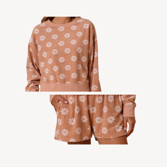 Women's Daisy Pullover & Terry Short