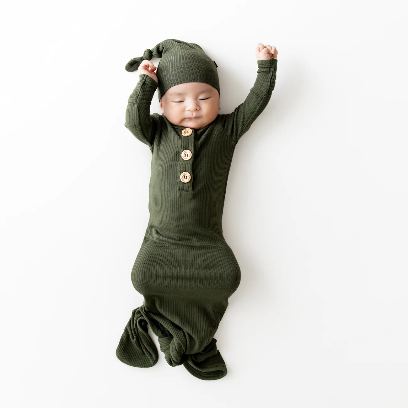 Ribbed Knotted Gown with Hat Set | Fir