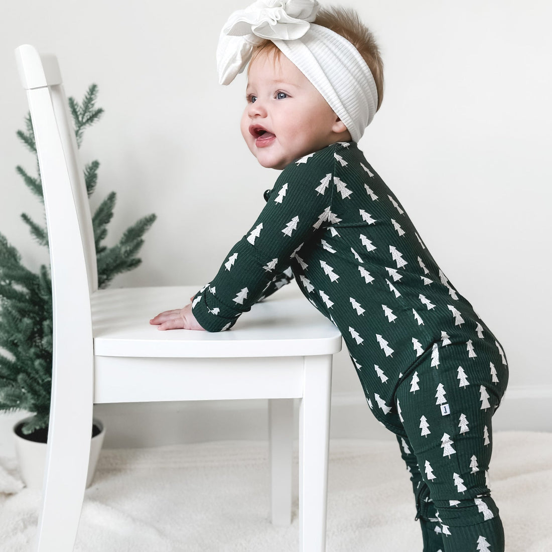 Bamboo Sleeper w/ Fold-Over Feet | Christmas Trees