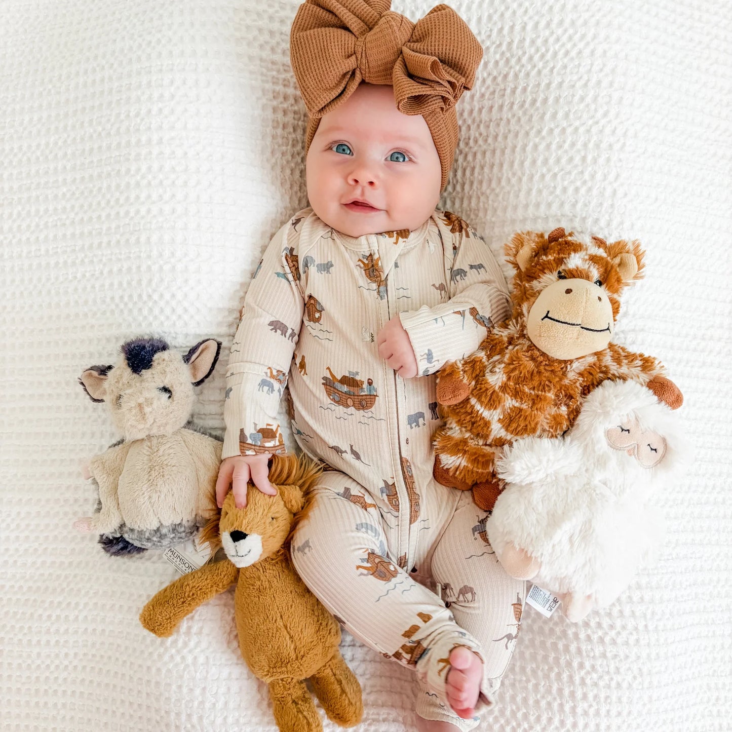 Bamboo Zip Sleeper w Fold-Over Feet | Noah's Ark (Small Ribbed)