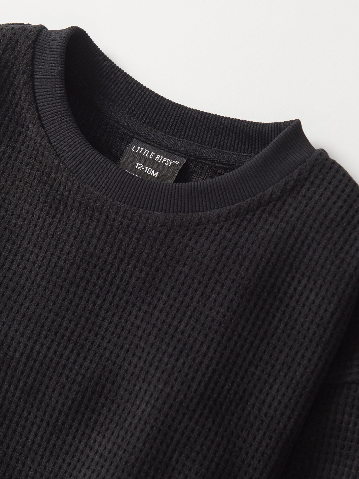 Elevated Waffle Crewneck | Black