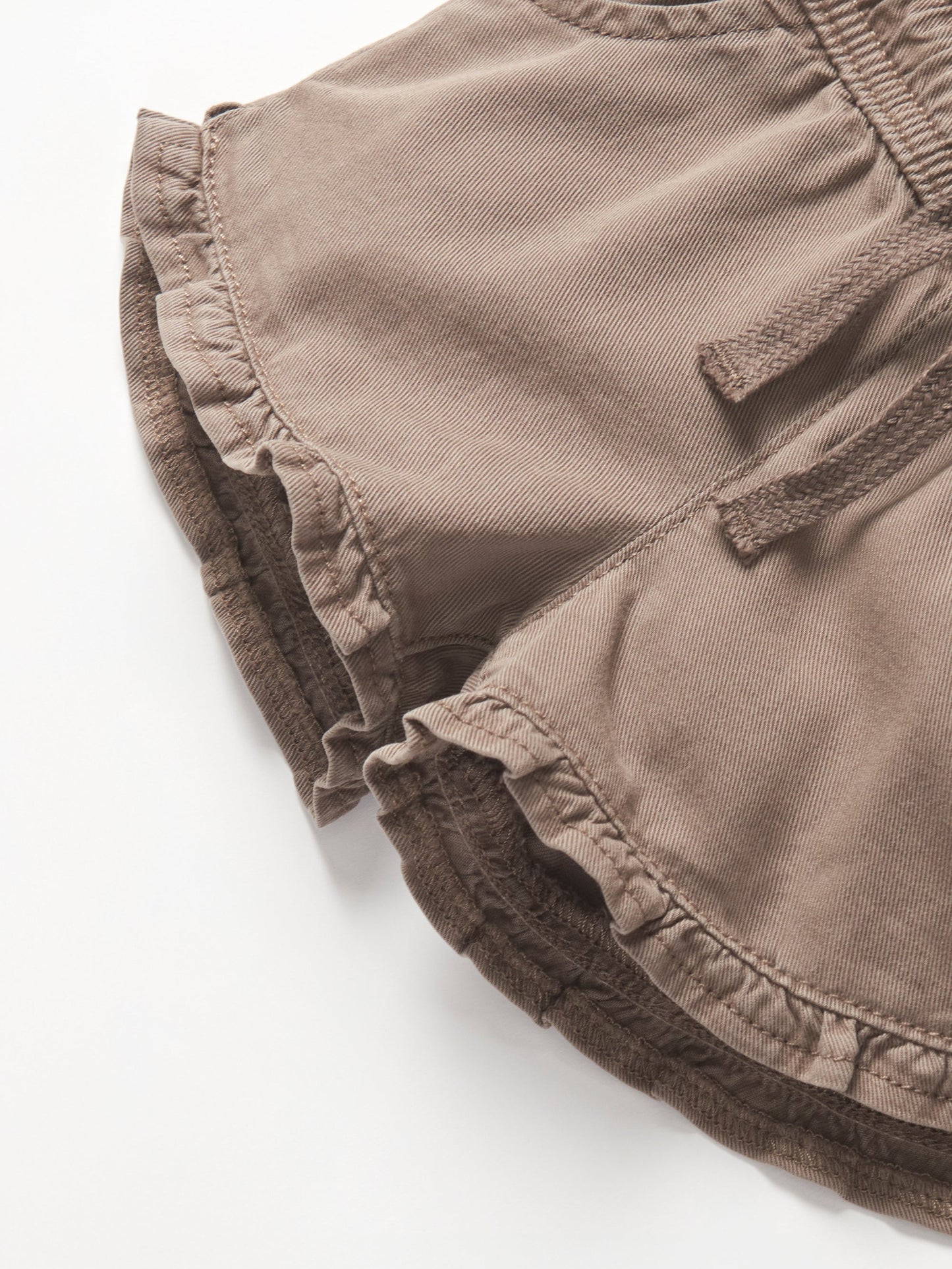 Ruffle Cotton Twill Short | Mushroom
