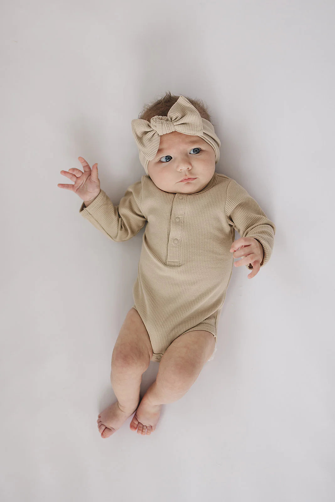 Organic Cotton Long Sleeve Ribbed Bodysuit | Oatmeal