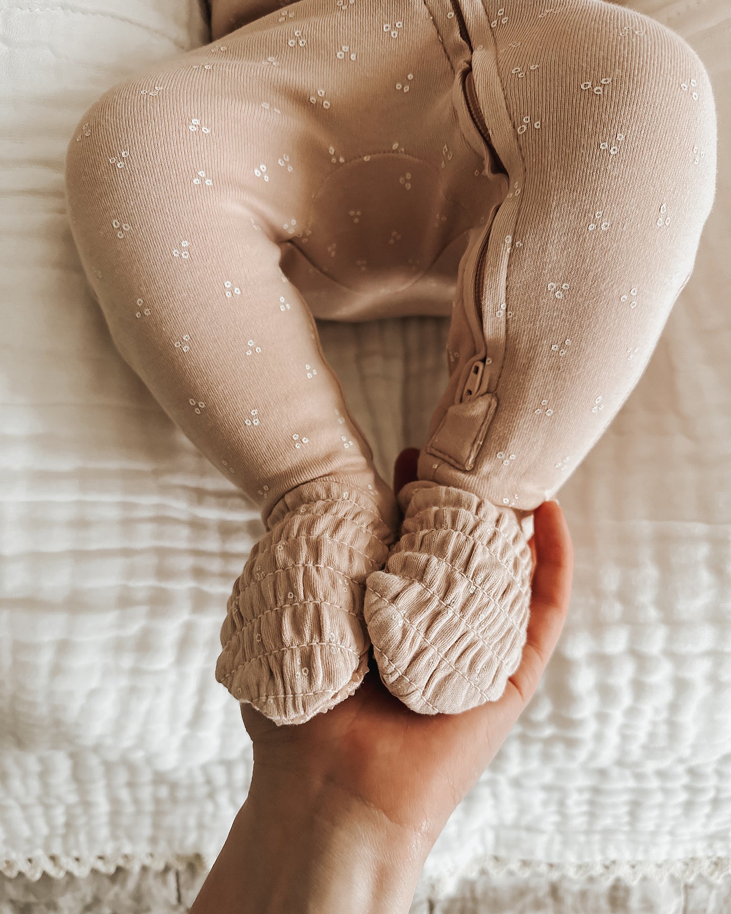 Organic Smocked Zipper Footie | Oatmeal Dots