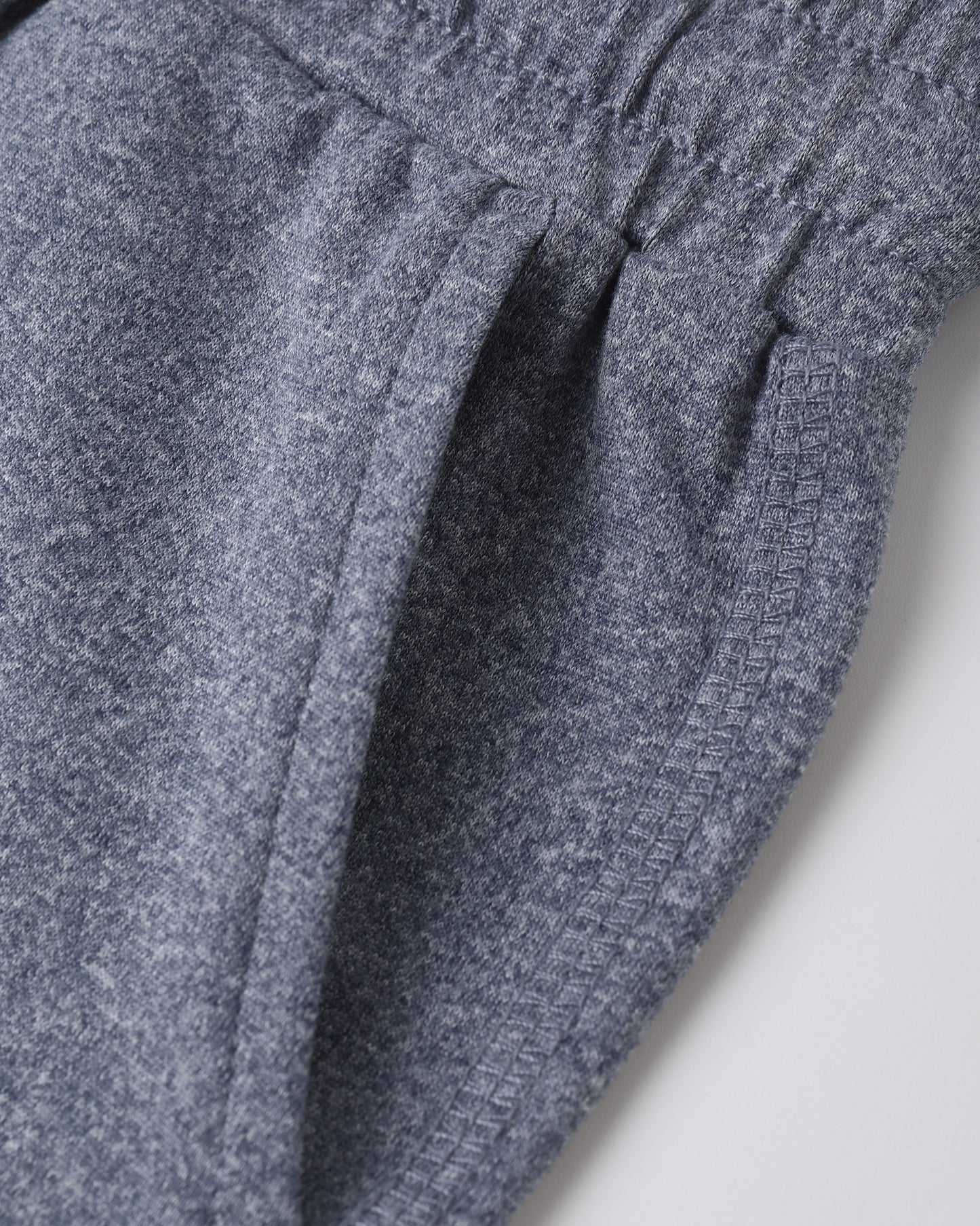 Oceanside Tech Short || Heathered Marine