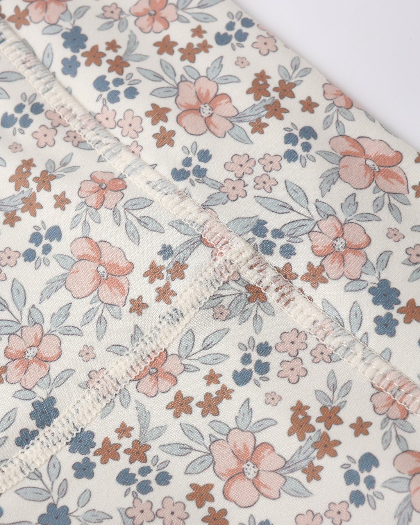 Shortie Short || Flower Field