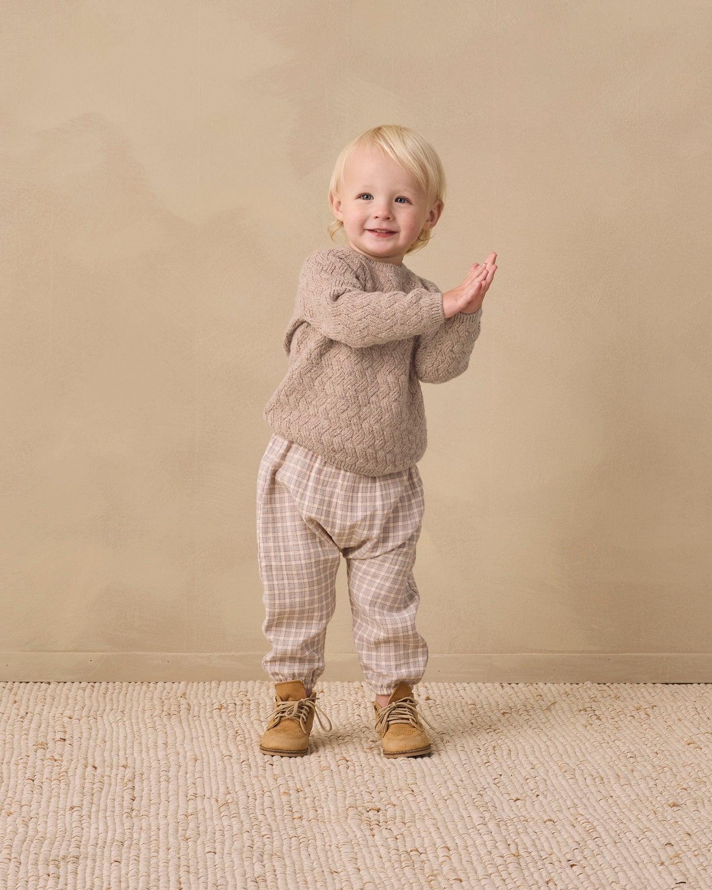 Knit Sweater || Heathered Almond