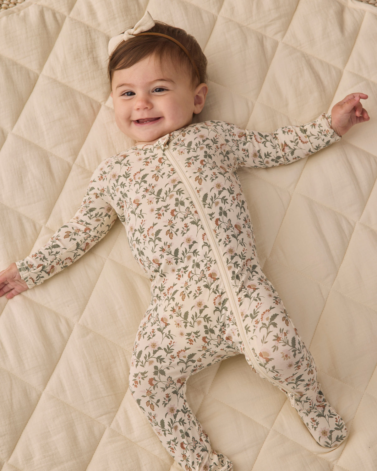 Bamboo Zip Footie | Holiday Floral
