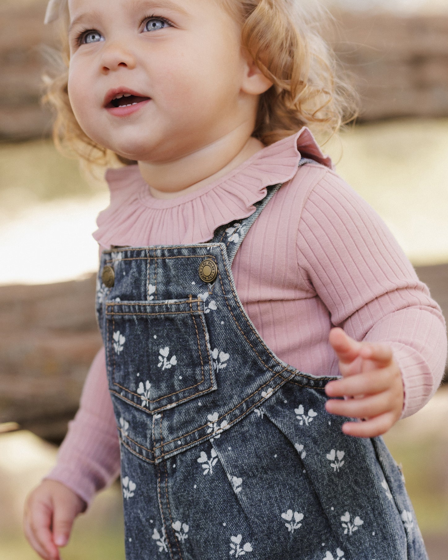 Ruffle Collar Bodysuit || Rosewood