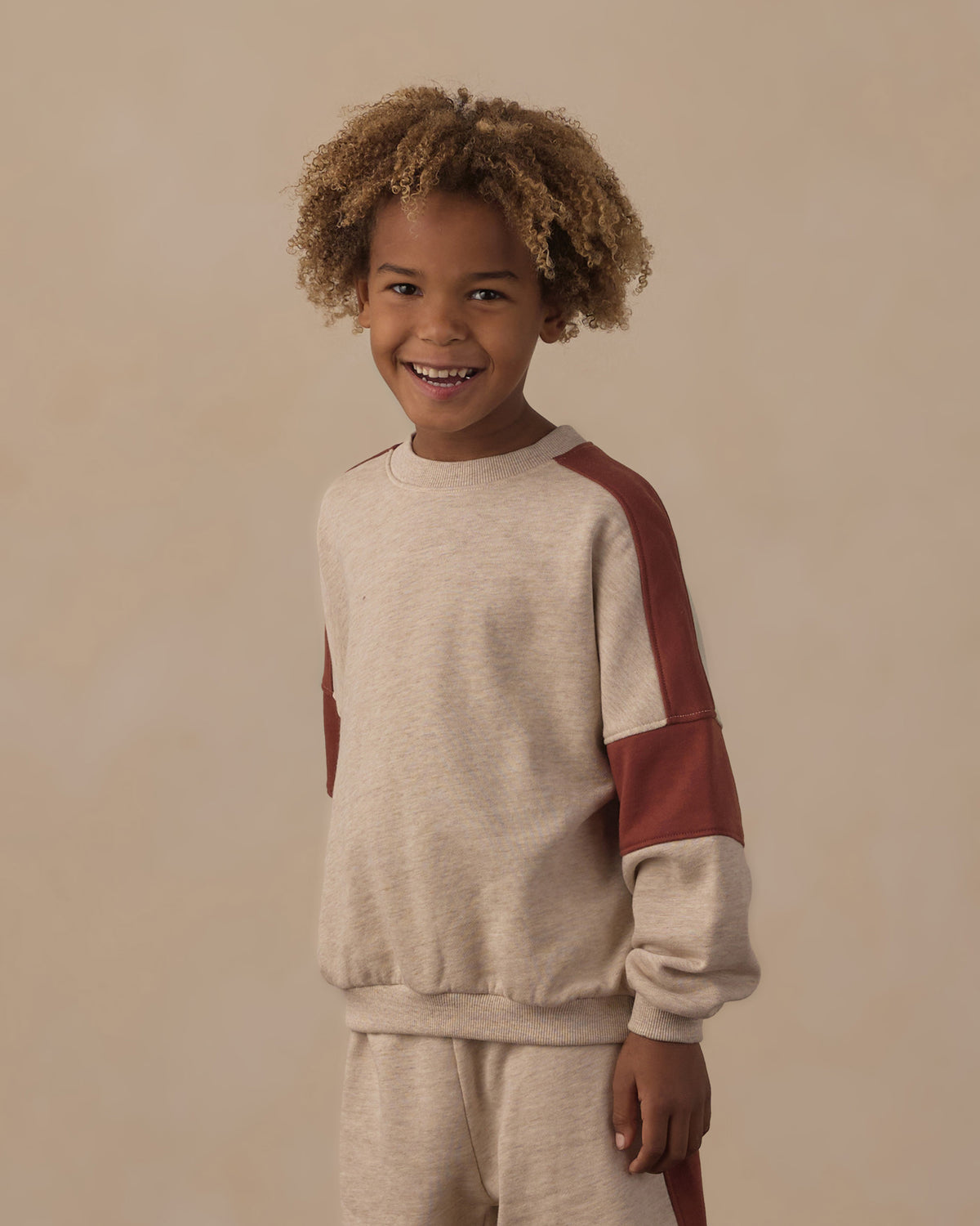 Rylan Sweatshirt | Heathered Ash